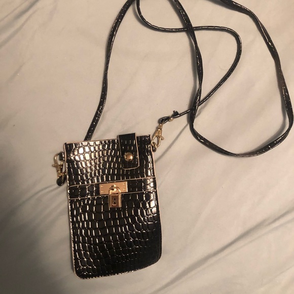 Phone and wallet cross body purse. - Picture 1 of 2